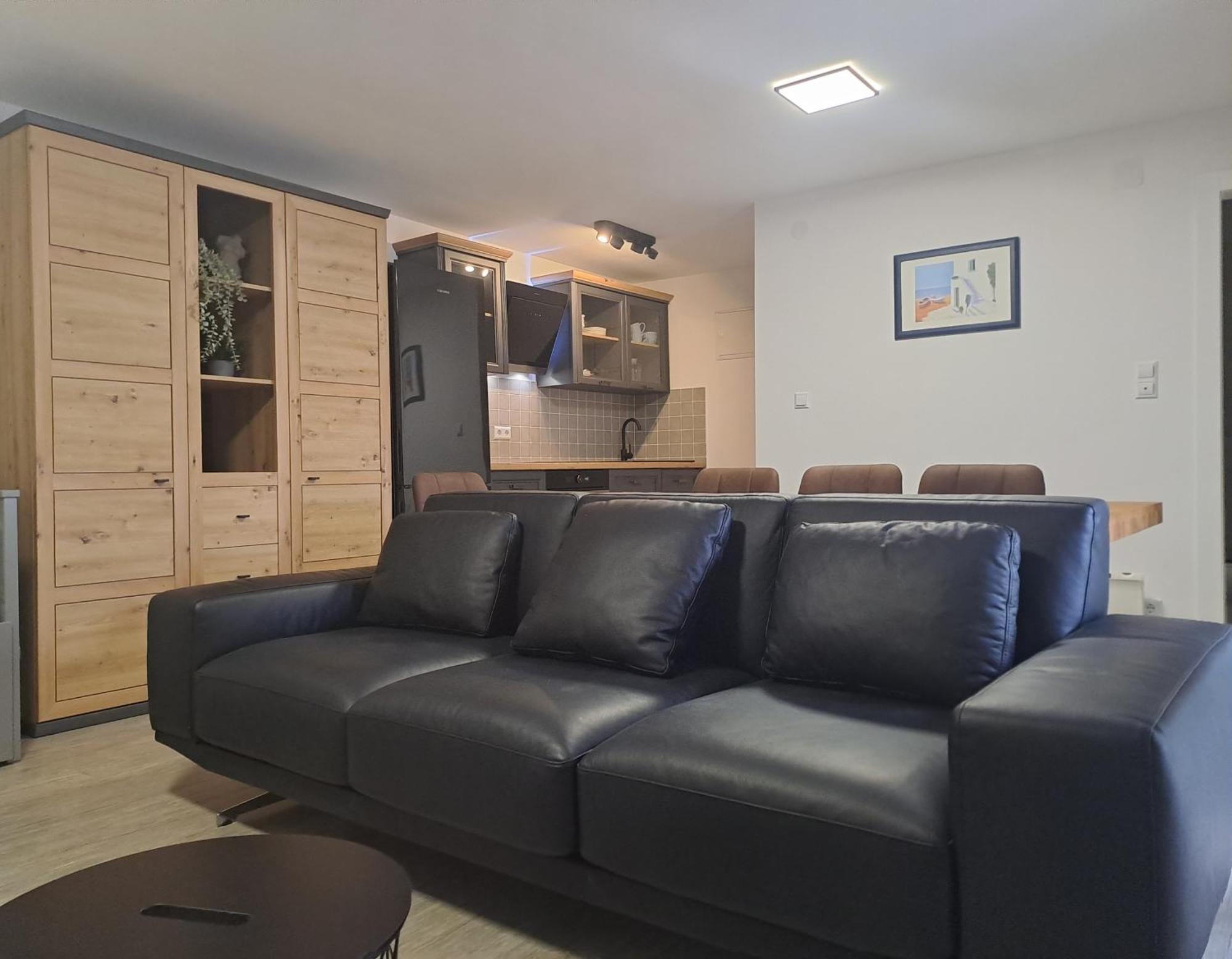 Greta Appartement Vrbnik Buitenkant foto